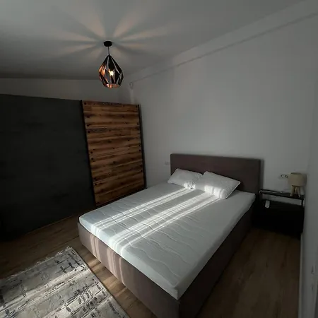 度假居 Astoria House